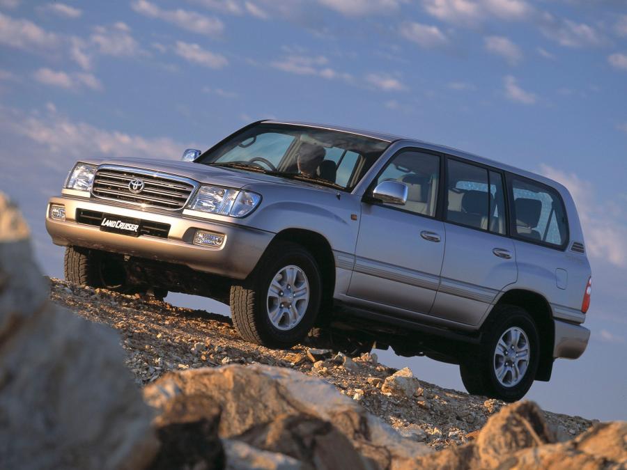 Toyota Land Cruiser 100 Sahara TD 2002 года